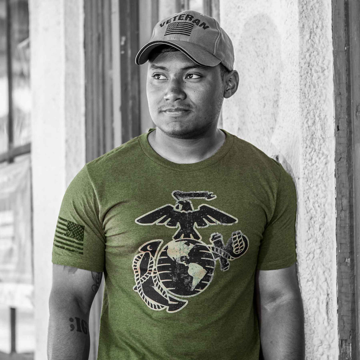 Vintage-Look Graphic Marine Corps EGA T-shirt - SGT GRIT